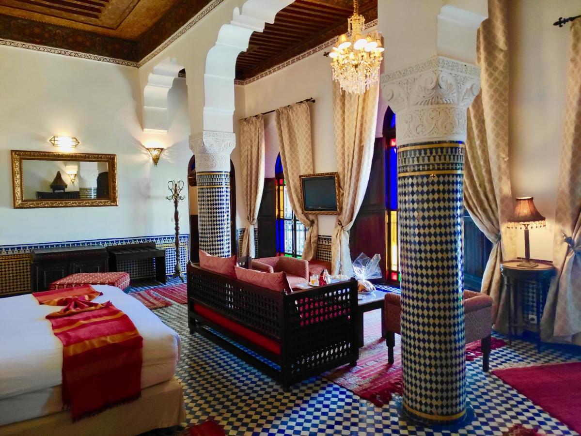 Riad Le Calife Hotel Fez Bagian luar foto