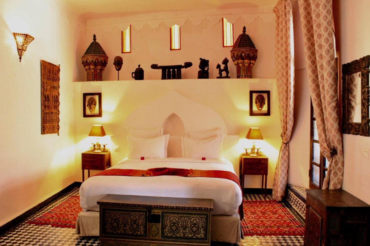 Riad Le Calife Fez Bagian luar foto