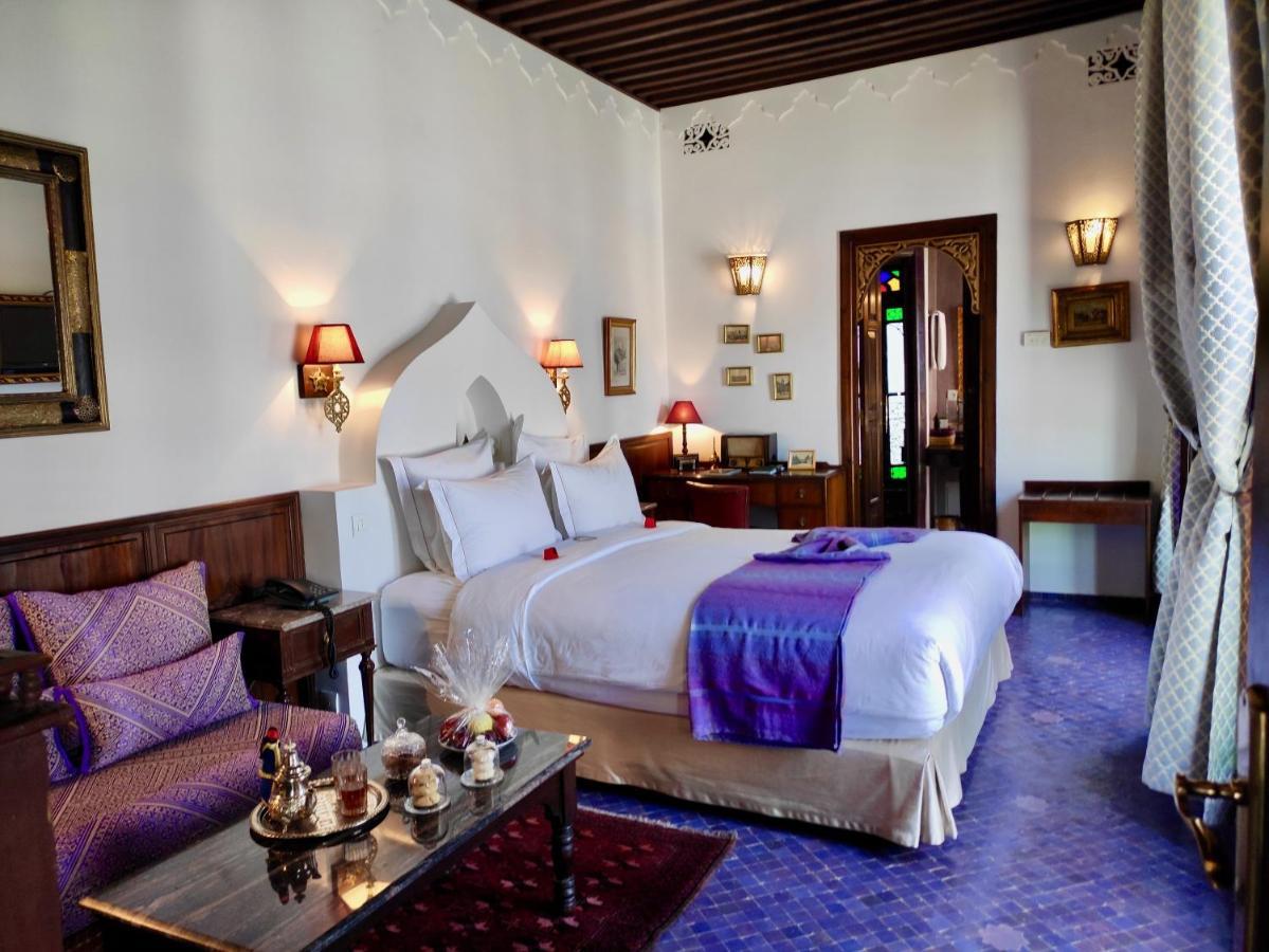 Riad Le Calife Fez Bagian luar foto