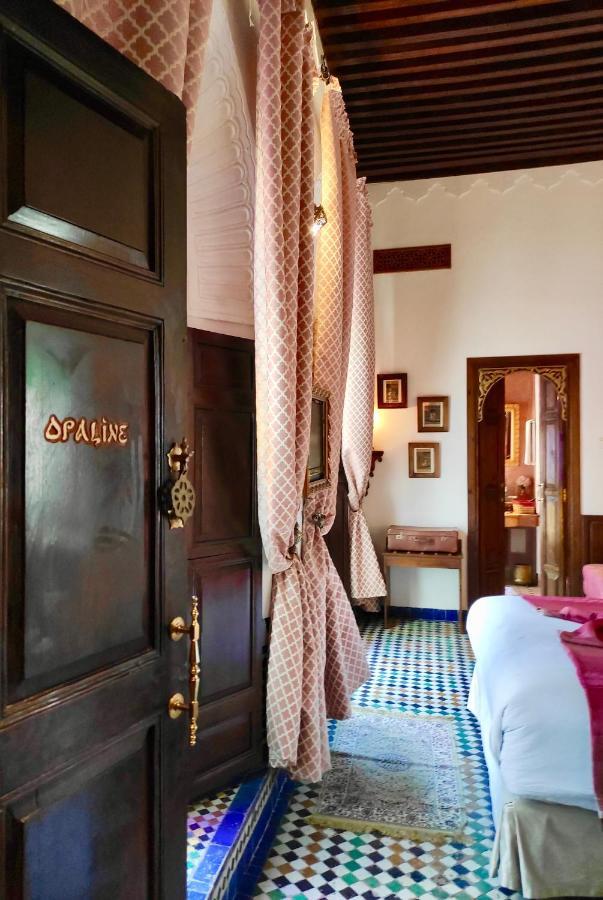 Riad Le Calife Hotel Fez Bagian luar foto