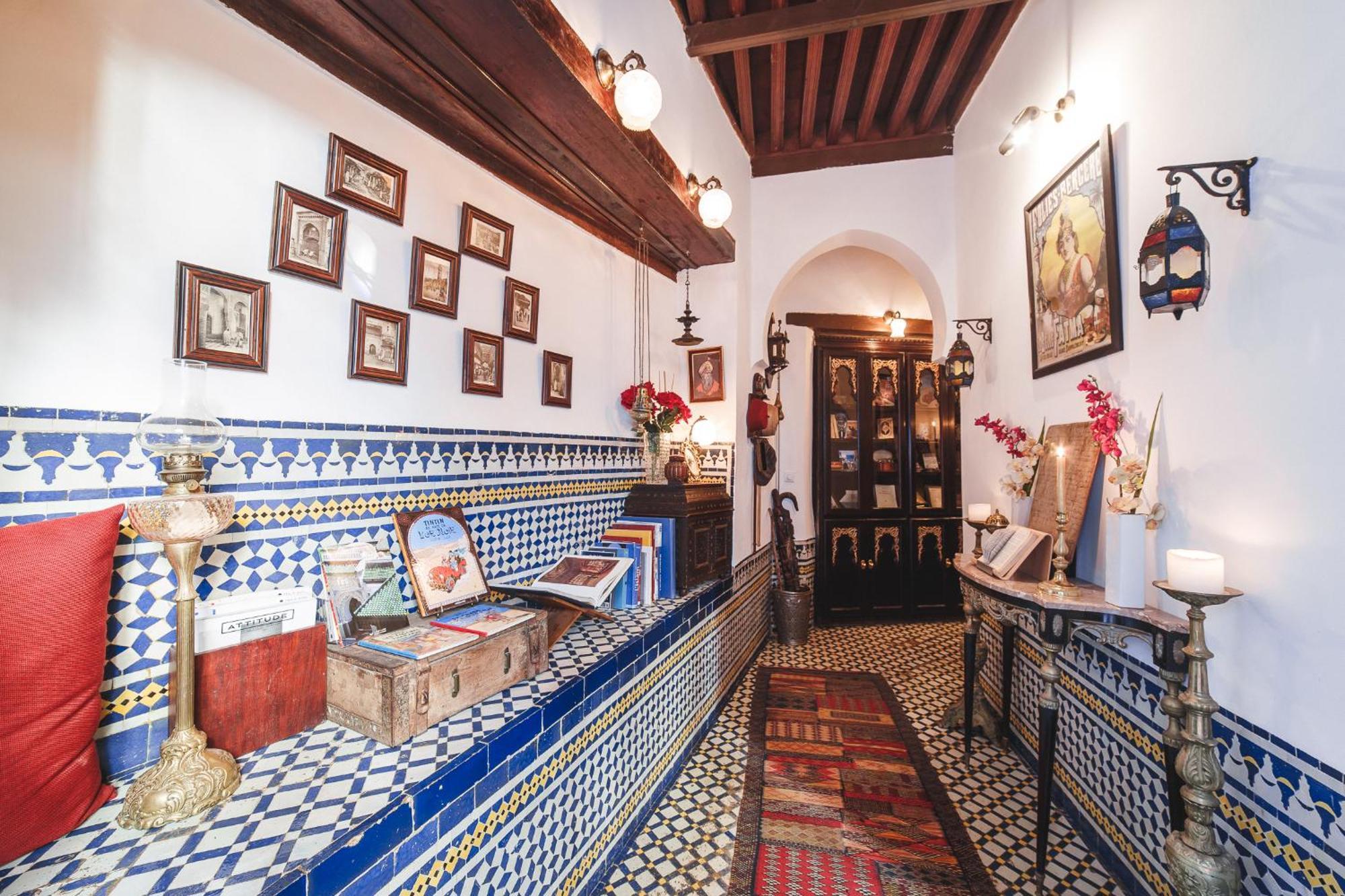 Riad Le Calife Fez Bagian luar foto