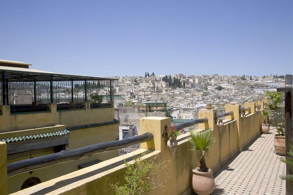 Riad Le Calife Fez Bagian luar foto