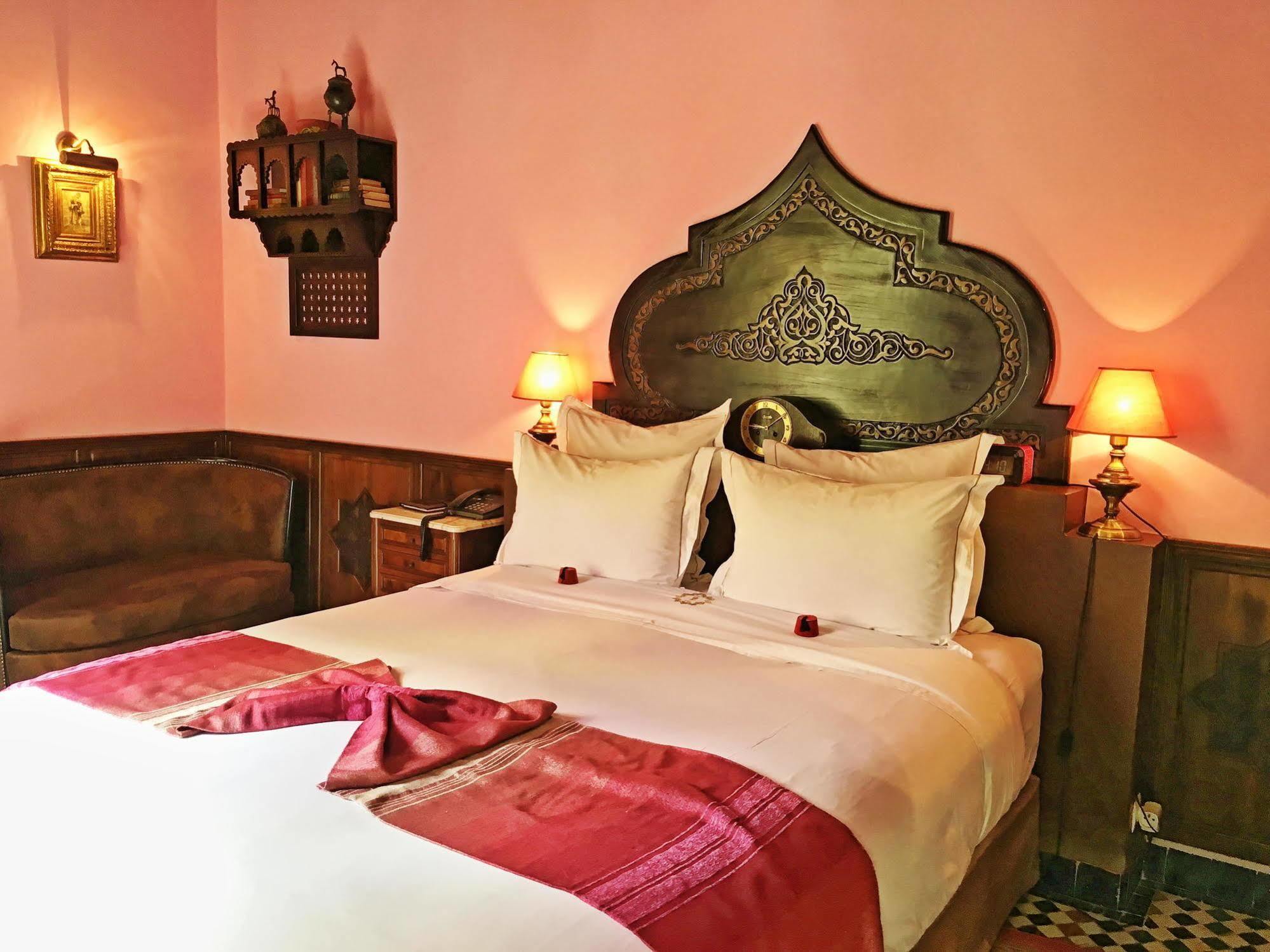 Riad Le Calife Hotel Fez Bagian luar foto