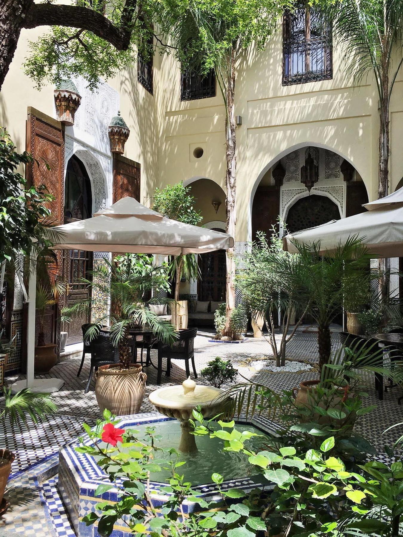 Riad Le Calife Fez Bagian luar foto