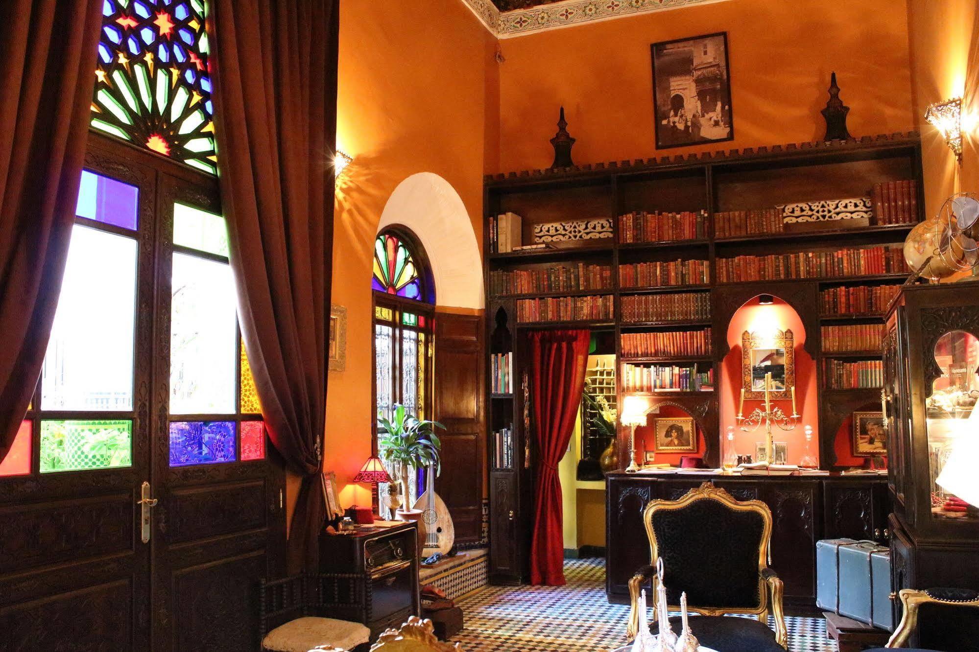 Riad Le Calife Fez Bagian luar foto